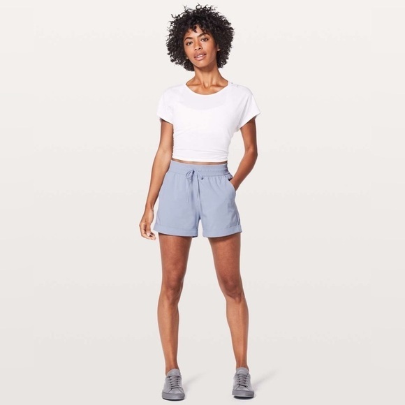 Pants - Lululemon Spring Break Away Short *4-way Stretch 3"
Berry Mist